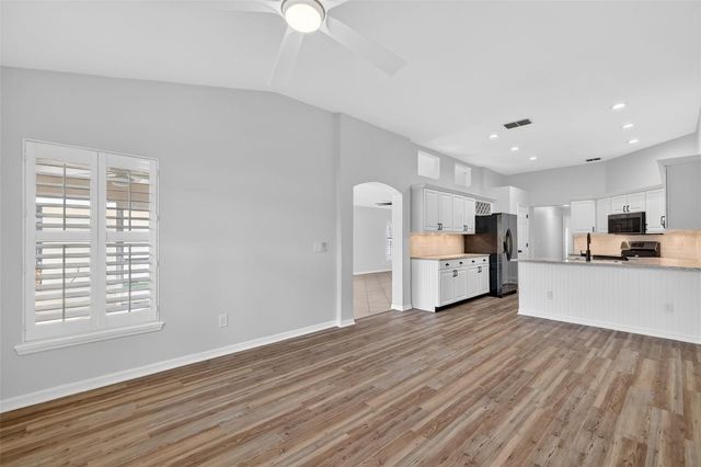 6027 SPRING CREEK COURT, Mount Dora, FL 32757