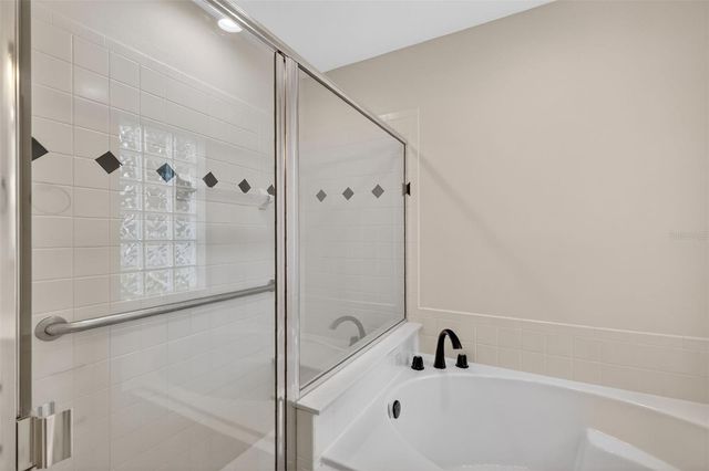 6027 SPRING CREEK COURT, Mount Dora, FL 32757