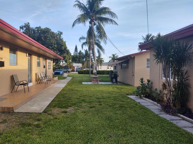 2341 HARDING Street, Hollywood, FL 33020