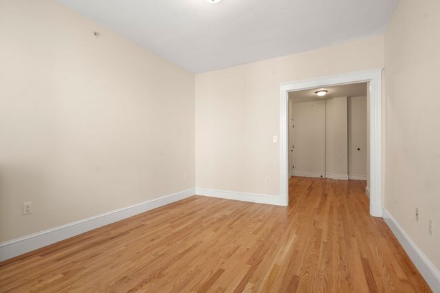 50 Jamaicaway 7, Boston, MA 02130