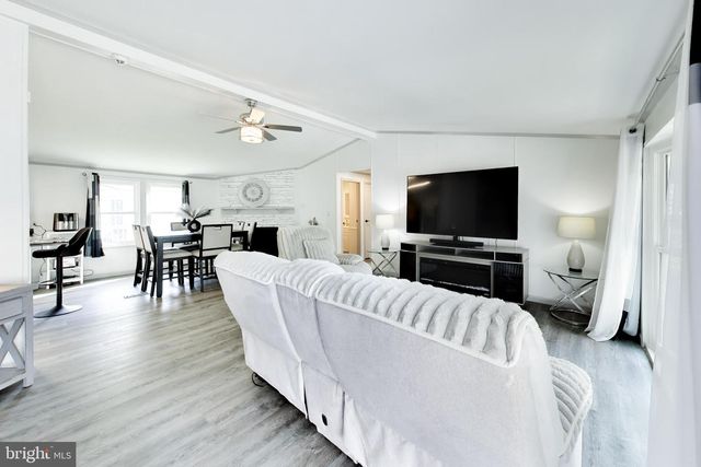 1614 COLESBURY PL, Jessup, MD 20794