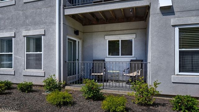 502 Brittany Dr 02, Wayne Twp., NJ 07470