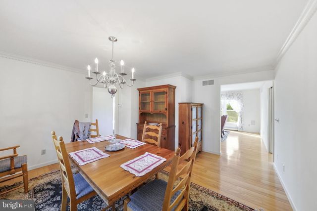50 HARBOURTON WOODSVILLE RD, Pennington, NJ 08534