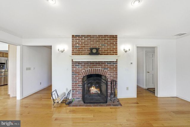50 HARBOURTON WOODSVILLE RD, Pennington, NJ 08534