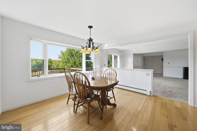 50 HARBOURTON WOODSVILLE RD, Pennington, NJ 08534