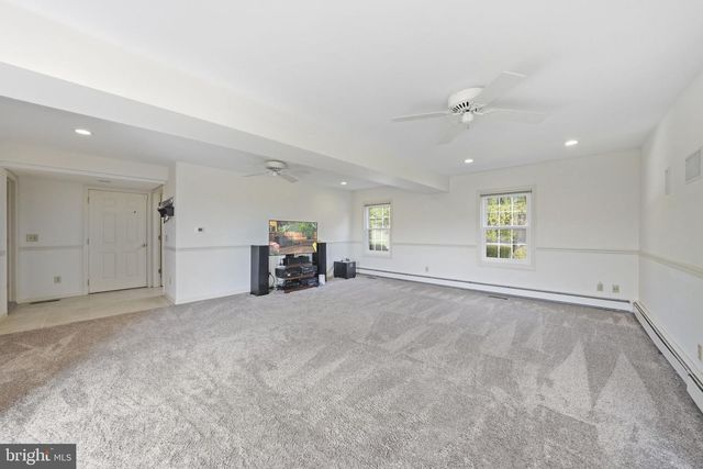 50 HARBOURTON WOODSVILLE RD, Pennington, NJ 08534