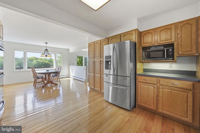 50 HARBOURTON WOODSVILLE RD, Pennington, NJ 08534