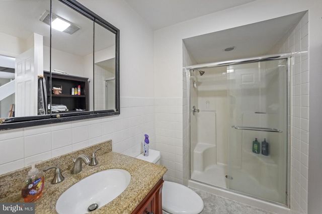 50 HARBOURTON WOODSVILLE RD, Pennington, NJ 08534