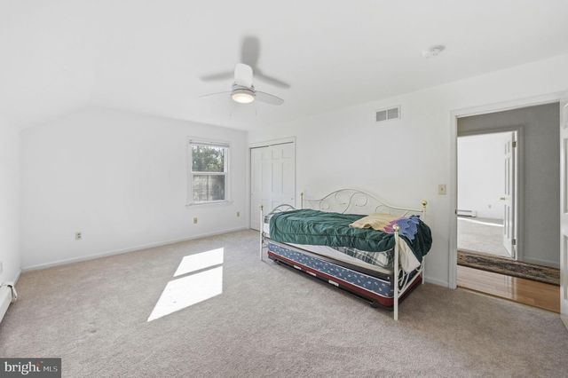 50 HARBOURTON WOODSVILLE RD, Pennington, NJ 08534