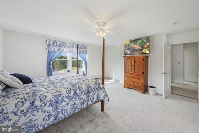 50 HARBOURTON WOODSVILLE RD, Pennington, NJ 08534