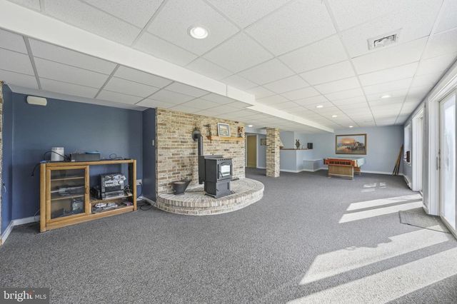 50 HARBOURTON WOODSVILLE RD, Pennington, NJ 08534