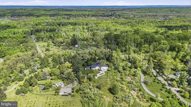 50 HARBOURTON WOODSVILLE RD, Pennington, NJ 08534