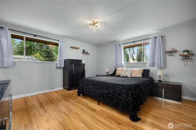 18230 88th Avenue W, Edmonds, WA 98026