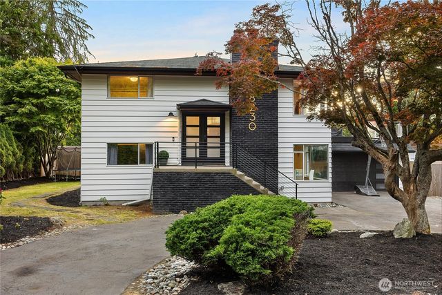 18230 88th Avenue W, Edmonds, WA 98026