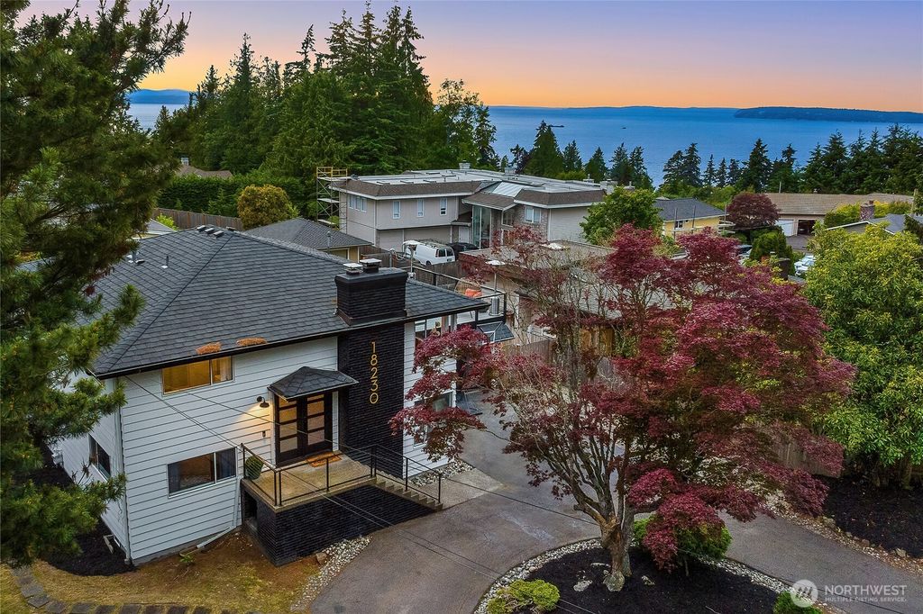 18230 88th Avenue W, Edmonds, WA 98026