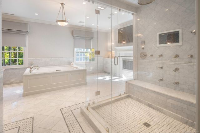177 Long Close Road, Stamford, CT 06902