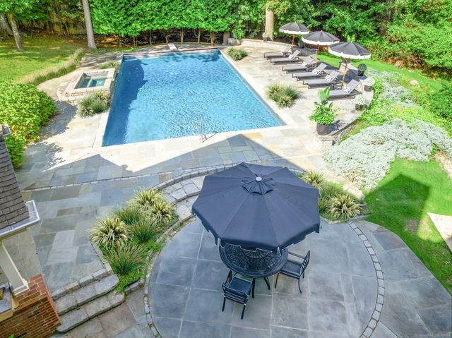 177 Long Close Road, Stamford, CT 06902