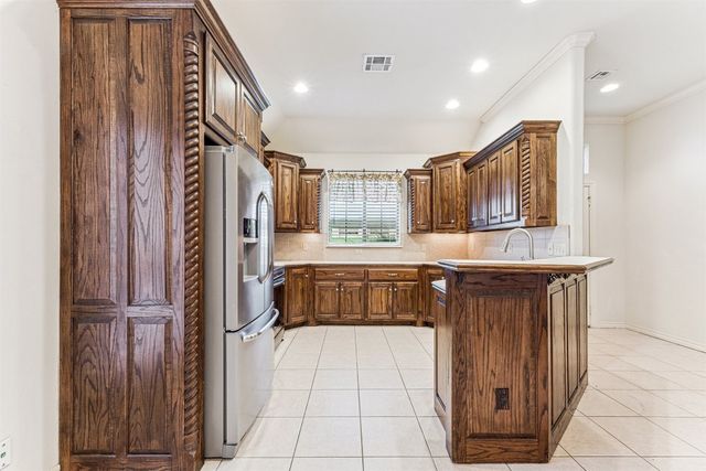 8609 Rambling Road, Oklahoma City, OK 73132