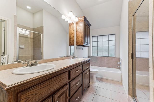 8609 Rambling Road, Oklahoma City, OK 73132