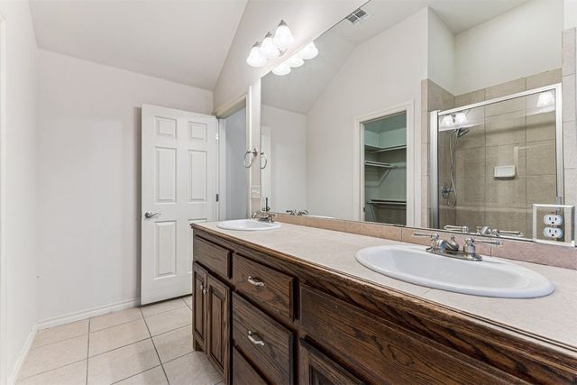 8609 Rambling Road, Oklahoma City, OK 73132