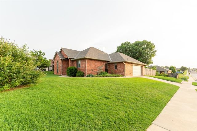 8609 Rambling Road, Oklahoma City, OK 73132