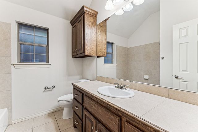 8609 Rambling Road, Oklahoma City, OK 73132