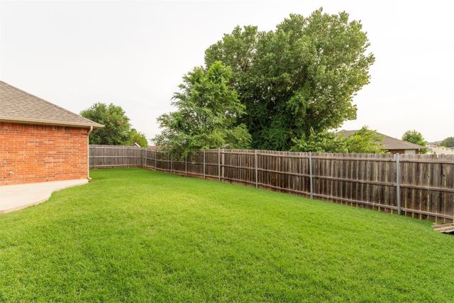 8609 Rambling Road, Oklahoma City, OK 73132