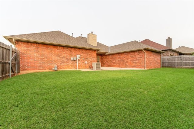 8609 Rambling Road, Oklahoma City, OK 73132