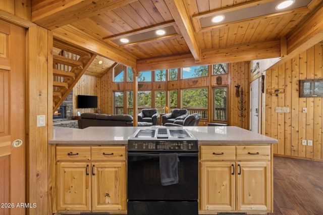 35 E COLONELS Way, Prescott, AZ 86303