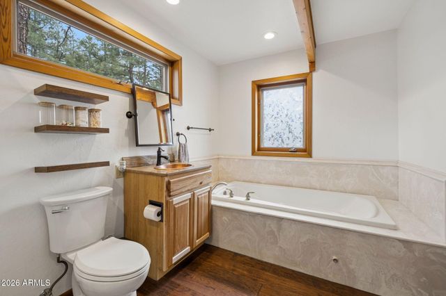 35 E COLONELS Way, Prescott, AZ 86303