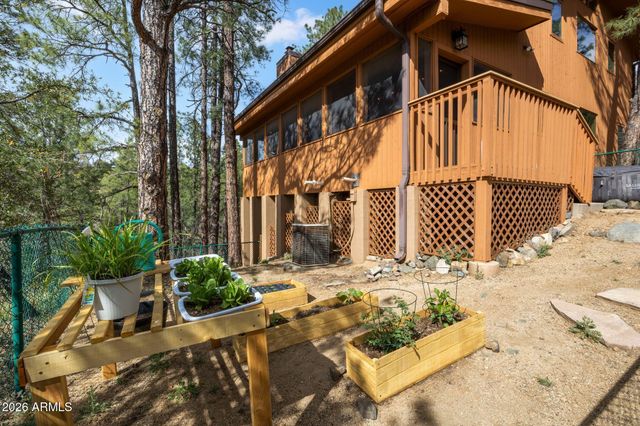35 E COLONELS Way, Prescott, AZ 86303