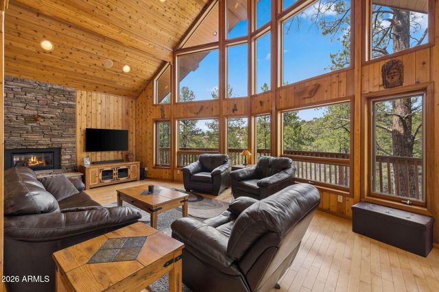 35 E COLONELS Way, Prescott, AZ 86303