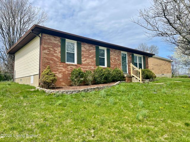 1808 Oakwood Dr, Shelbyville, KY 40065