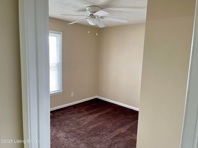 1808 Oakwood Dr, Shelbyville, KY 40065