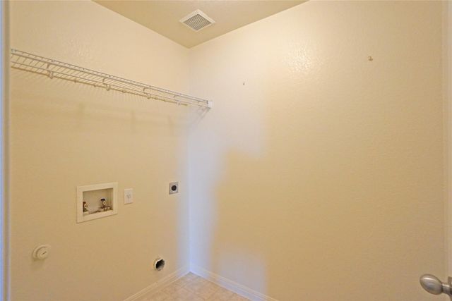 714 Lavaca LOOP, Elgin, TX 78621