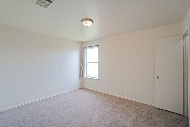 714 Lavaca LOOP, Elgin, TX 78621