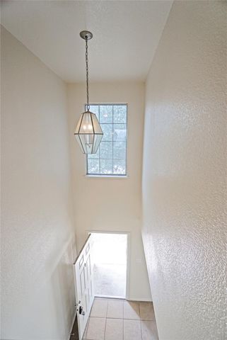 714 Lavaca LOOP, Elgin, TX 78621