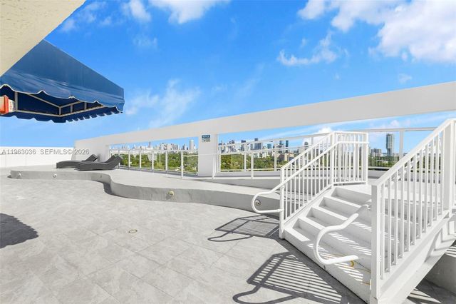 1401 SW 22nd St 1401, Miami, FL 33145