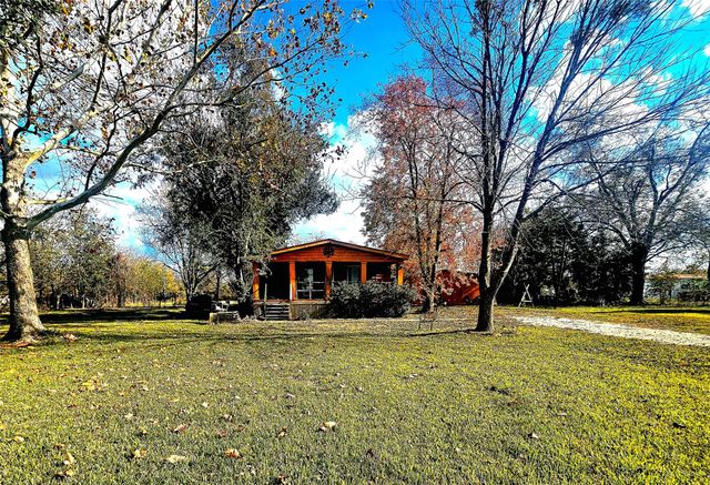 1348 County Road 239, Wharton, TX 77488