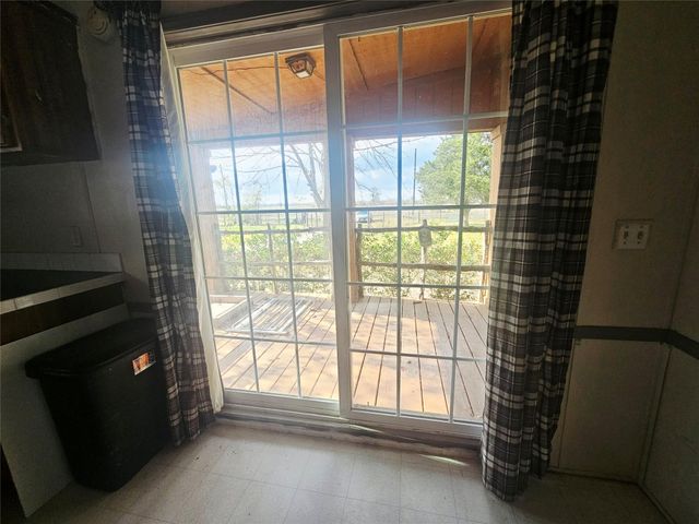 1348 County Road 239, Wharton, TX 77488