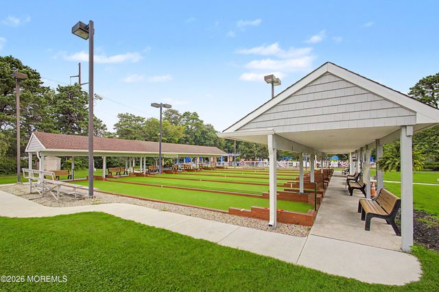 871 Liverpool Circle B, Manchester, NJ 08759