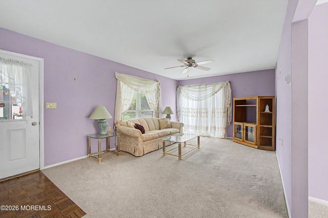 871 Liverpool Circle B, Manchester, NJ 08759