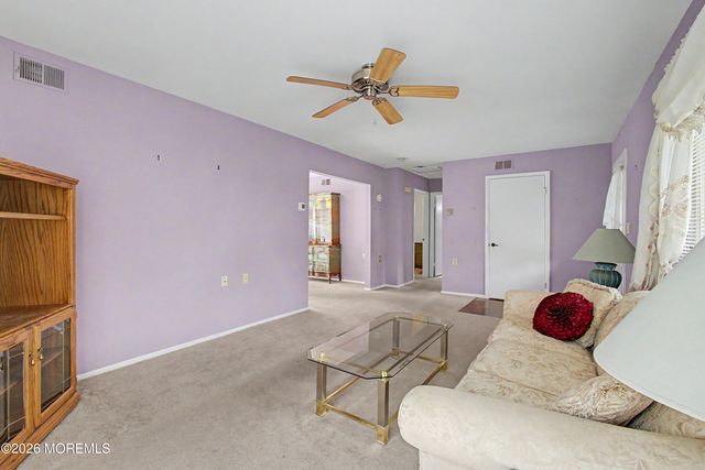 871 Liverpool Circle B, Manchester, NJ 08759