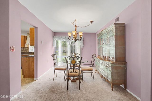 871 Liverpool Circle B, Manchester, NJ 08759