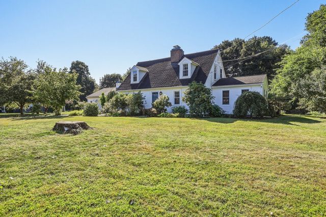 16 Hunting Lane, Wilbraham, MA 01095