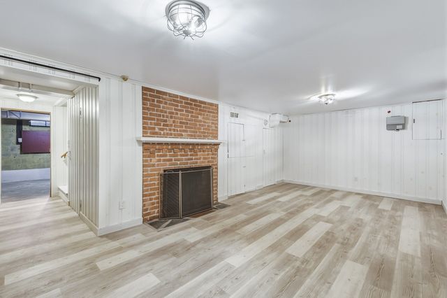 16 Hunting Lane, Wilbraham, MA 01095