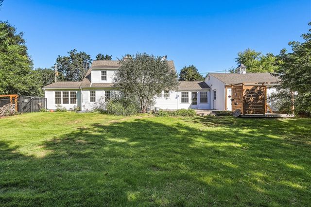 16 Hunting Lane, Wilbraham, MA 01095