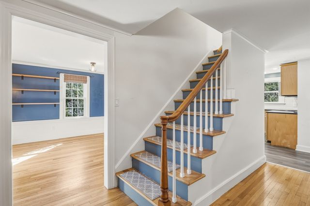 16 Hunting Lane, Wilbraham, MA 01095