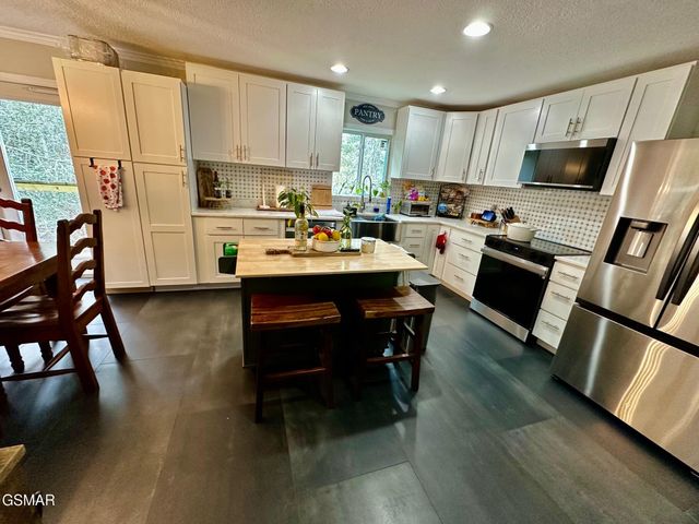 3428 Jason Place, Sevierville, TN 37876