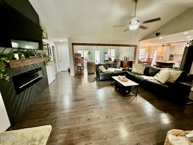 3428 Jason Place, Sevierville, TN 37876